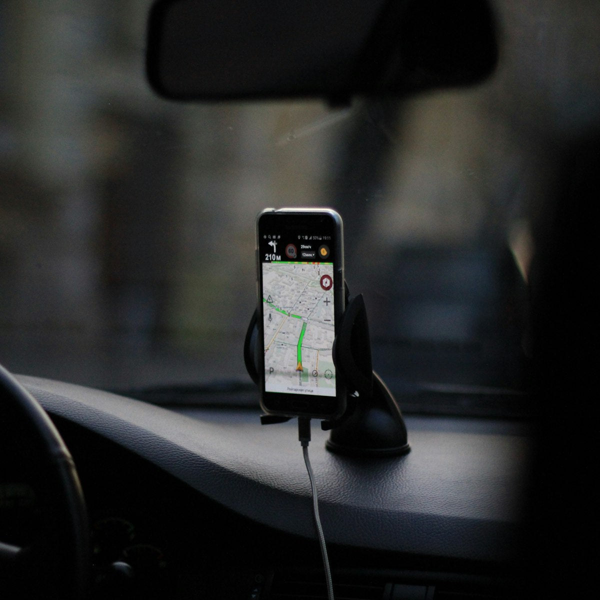 Magnetic Car Phone Mount — image 4